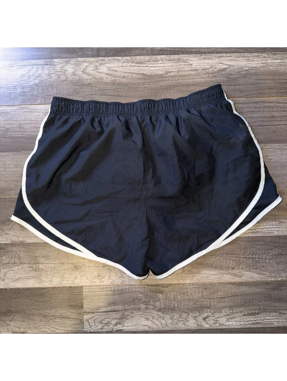 Nike Dri-Fit Tempo Activewear Short Womens Large Black High Rise Pull On Stretch